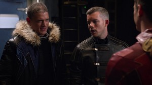  3x08 - Crisis on Earth X- Legends Of Tomorrow