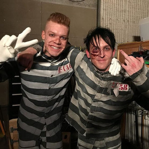  Cameron Monaghan and Robin Lord Taylor Behind the Scenes
