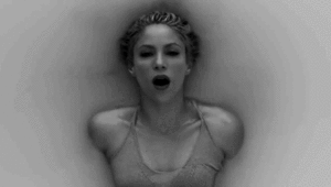  Shakira in “Trap”