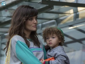  Smilf "Family-Sized ポップコーン and a Can of Wine" (1x07) promotional picture
