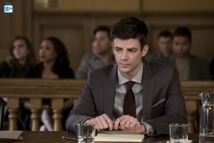  The Flash - Episode 4.10 - The Trial of The Flash - Promo Pics