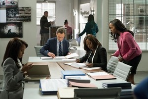  scandal and How to Get Away with Murder crossover fotos