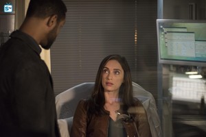  3x01 - "On Infernal Ground" - Promotional Fotos