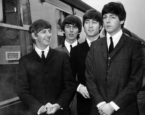  Beatles-Hard Day's Night