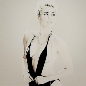  Miley Cyrus fan art made oleh me - KanonKyu