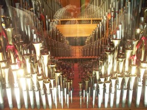  Theatre Pipe Organ