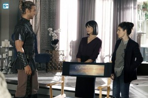 Unreal "Clarity" (3x03) promotional picture