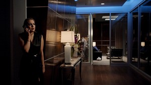Dynasty "A Line From The Past" (1x20) promotional picture