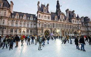  Ice Skating In Paris