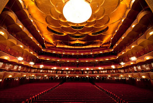 Inside The Metropolitan Opera House
