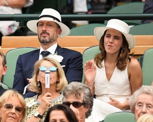  Emma Watson at Wimbledon in Лондон [July 14, 2018]