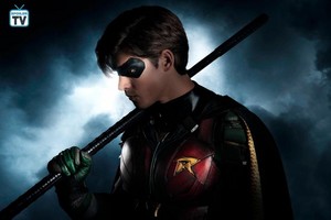  First Look at Brenton Thwaites as Dick Grayson / Robin