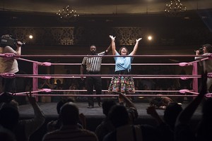  Glow Season 1 promotional picture