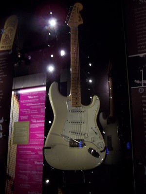  Jimi Hendrix's gitaar From Woodstock