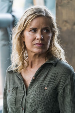 Kim Dickens as Madison Clark in Fear the Walking Dead: "Another Day in The Diamond"