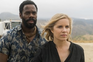  Kim Dickens as Madison Clark in Fear the Walking Dead: "This Land Is Your Land"