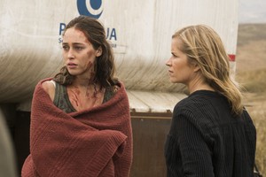 Kim Dickens as Madison Clark in Fear the Walking Dead: "This Land Is Your Land"