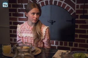  Sharp Objects "Fix" (1x03) promotional picture