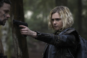  The 100 “The Warriors Will” (5x10) promotional picture