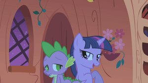 Twilight and Spike in the dark library S1E03