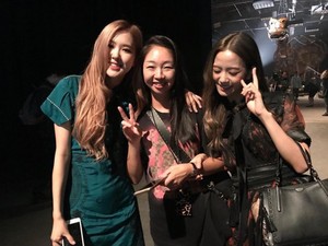  Jisoo and Rosé Attend COACH toon at NYFW