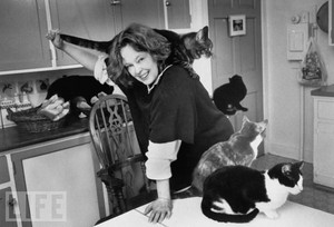 Sandy Dennis And Her Cats