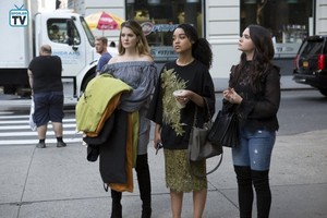 The Bold Type "Carry the Weight" (1x10) promotional picture
