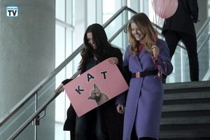 The Bold Type "Feminist Army" (2x01) promotional picture