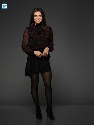  The Bold Type Season 2 Official Picture - Jane Sloan
