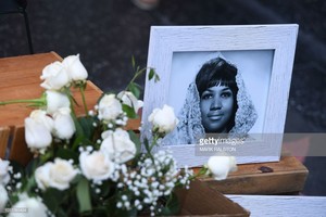  Tribute To The queen Of Soul