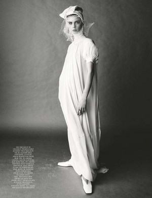 Cara Delevingne for Vogue UK [June 2018]