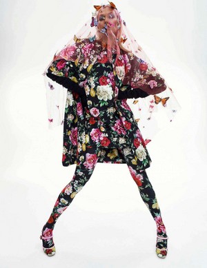  Karlie Kloss for Vogue Spain [June 2018]