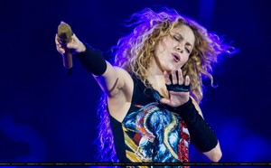  Шакира performs in Amsterdam (June 9)