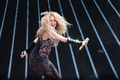 Shakira performs in London [June 11] - shakira photo