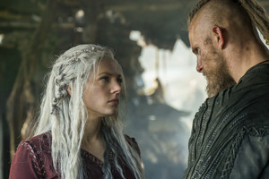  Vikings "The Revelation" (5x11) promotional picture