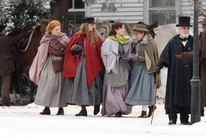  Emma Watson filming with Saoirse Ronan, Florence Pugh and Eliza Scanlen in Harvard