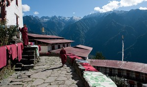  Gasa Dzong, Bhutan