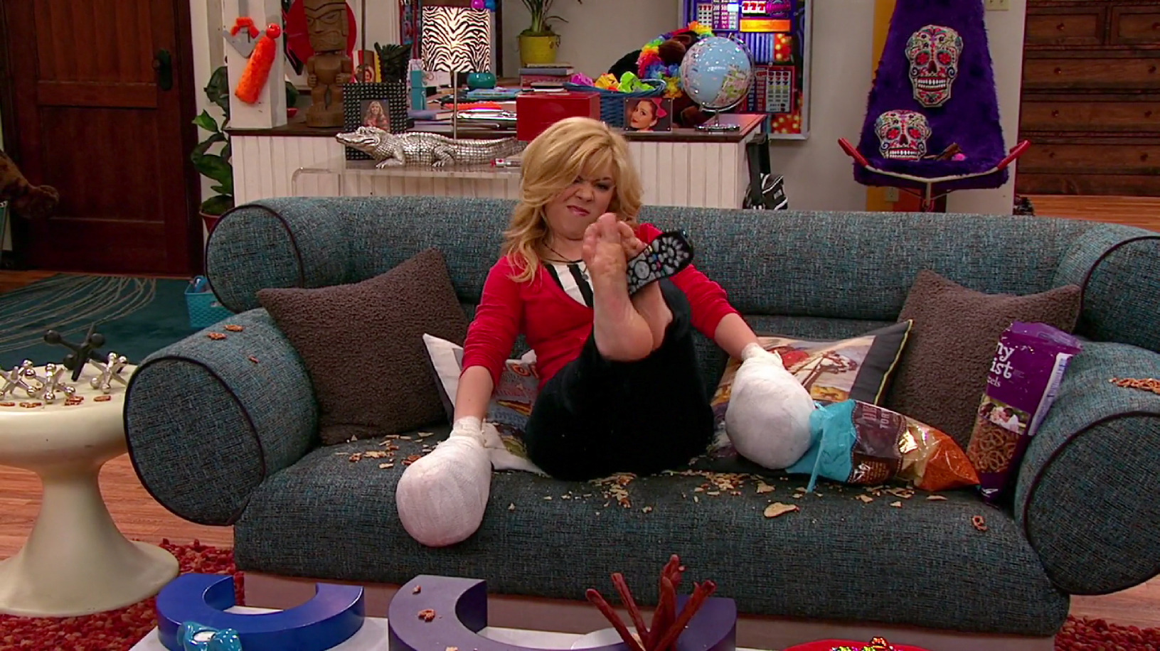 litrato of Jennette McCurdy Feet 1238267 for fans of iCarly. litrato of Jen...