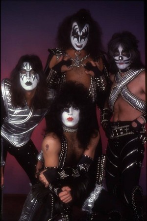  KISS (NYC) June 1, 1977