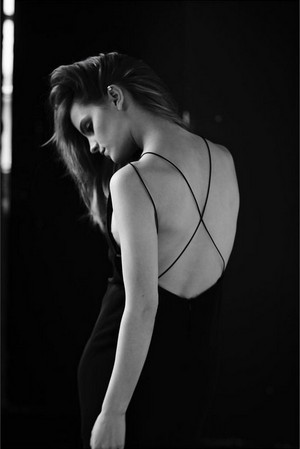  New foto of Emma Watson oleh Andrea Carter Bowman (2014)