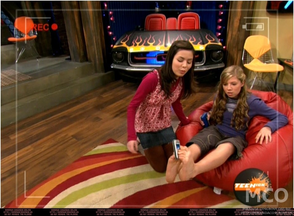 The iCarly Club. 