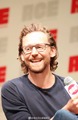 Tom Hiddleston at ACE Comic Con. (Via Torrilla) - tom-hiddleston photo
