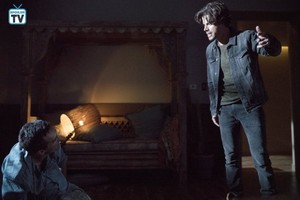  Midnight, Texas "Resting Witch Face" (2x07) promotional picture