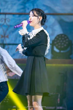  190105 IU's 10th Anniversary 'DLWLRMA' Curtain Call show, concerto in Jeju