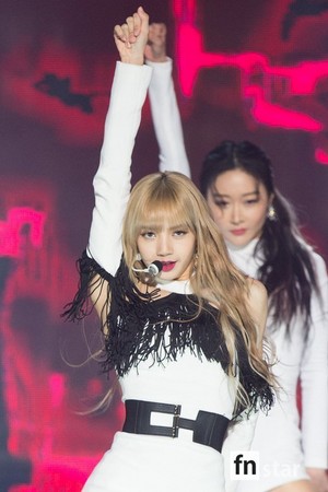  Lisa at Gaon Chart muziek Awards 2019