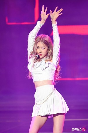 Rosé at Gaon Chart Music Awards 2019
