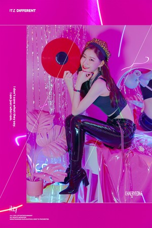Chaeryeong's individual photos for 'IT'z Different'