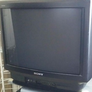   21 Inch Sony Color Television Set