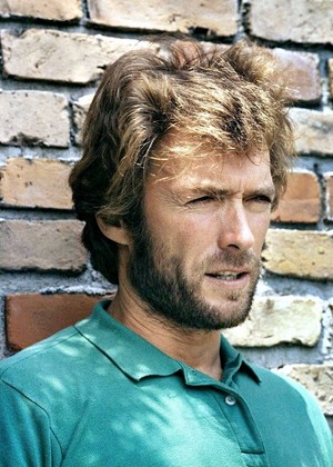  Clint Eastwood on the set of A Fistful Of Dollars (Spain 1964) Photograph Von Mondadori mappe, portfolio