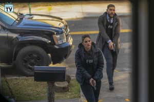  FBI ~ 1x14 "Exposed"